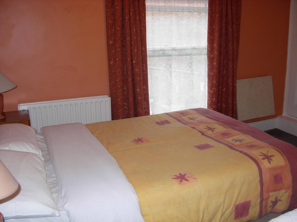 Mcelroy Budget Hostel Dublin