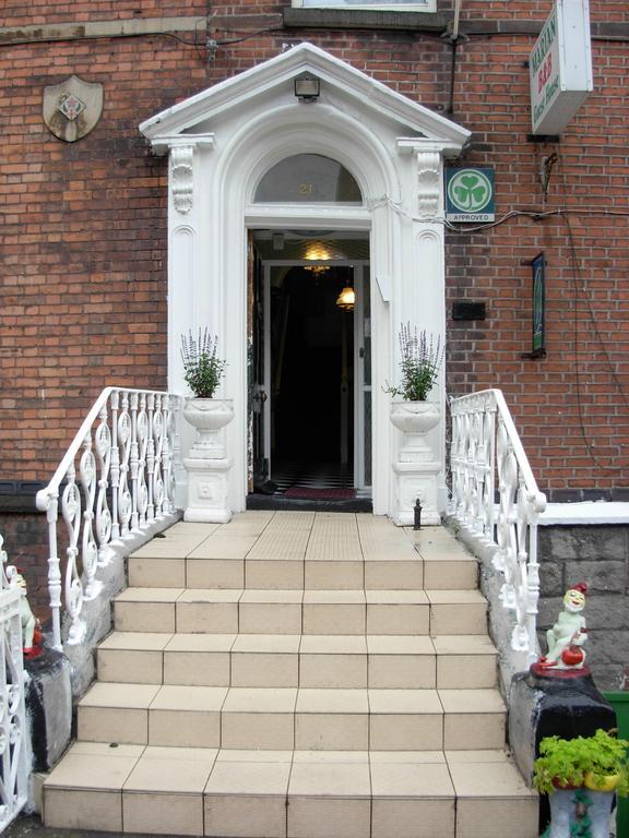 Hostel Mcelroy Budget